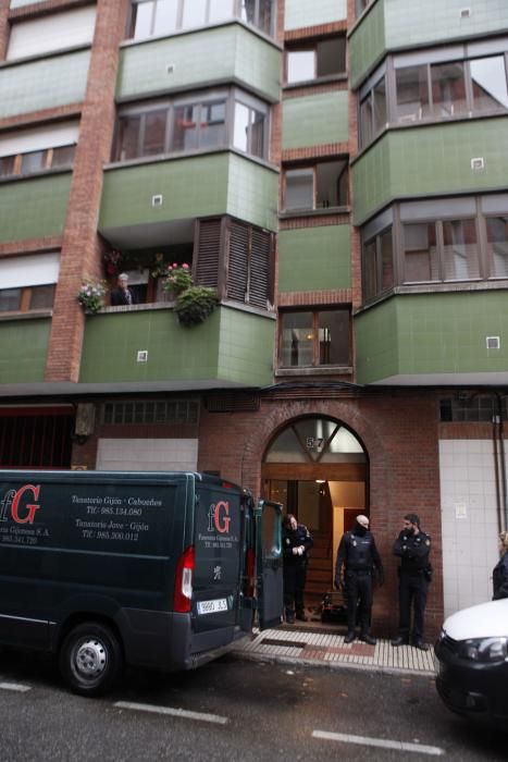 Fallece un hombre de 46 años en Gijón por inhalación de humo en su vivienda