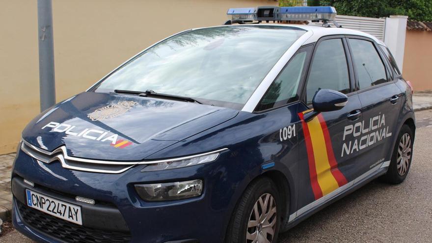 Die Nationalpolizei verhaftet drei Personen in Valencia wegen der Entführung eines Neugeborenen