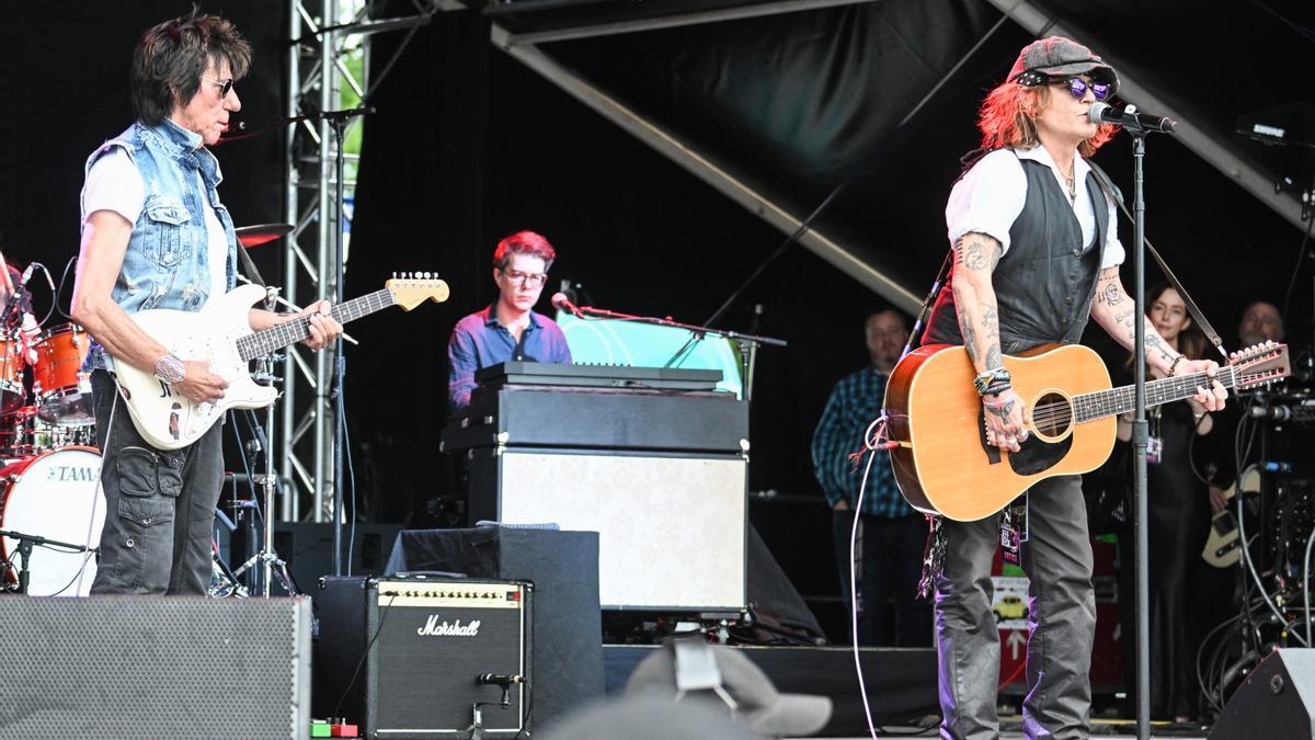 Johnny Depp and Jeff Beck in Helsinki Blues Festival