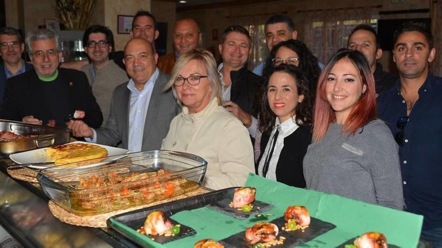 La ruta de la tapa se inauguró ayer y durará hasta finales de este mes.