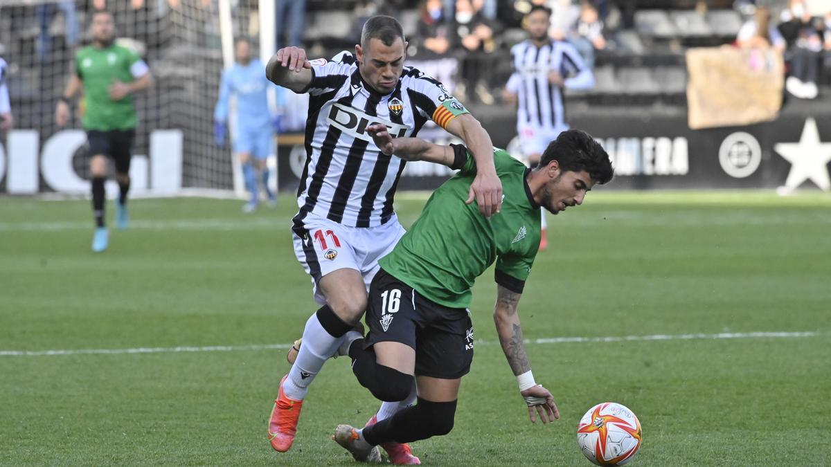 César Díaz, en el encuentro entre el Castellón y el San Fernando en Castalia.