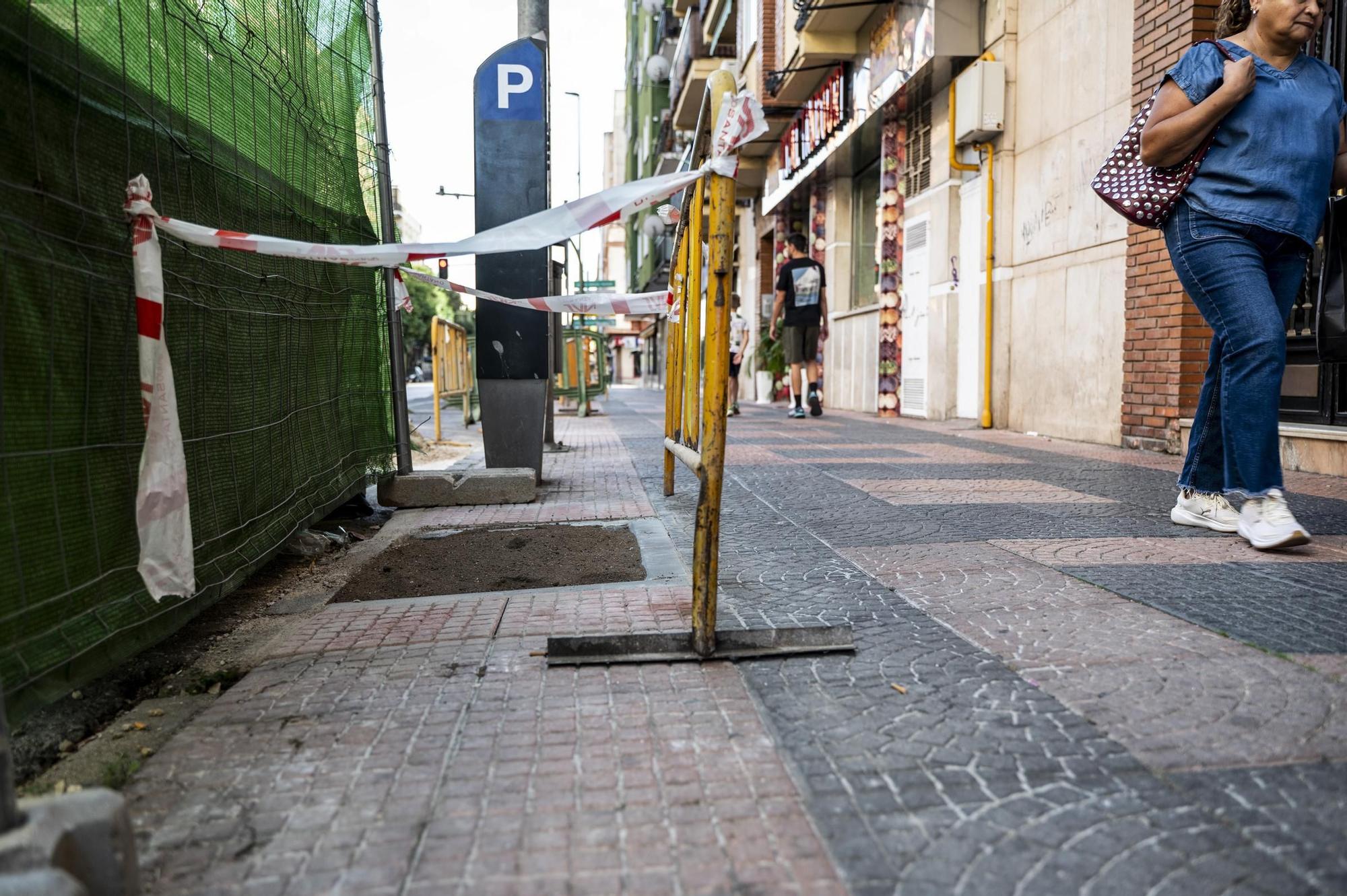 Obras para la plantación de árboles en Antonio Hurtado