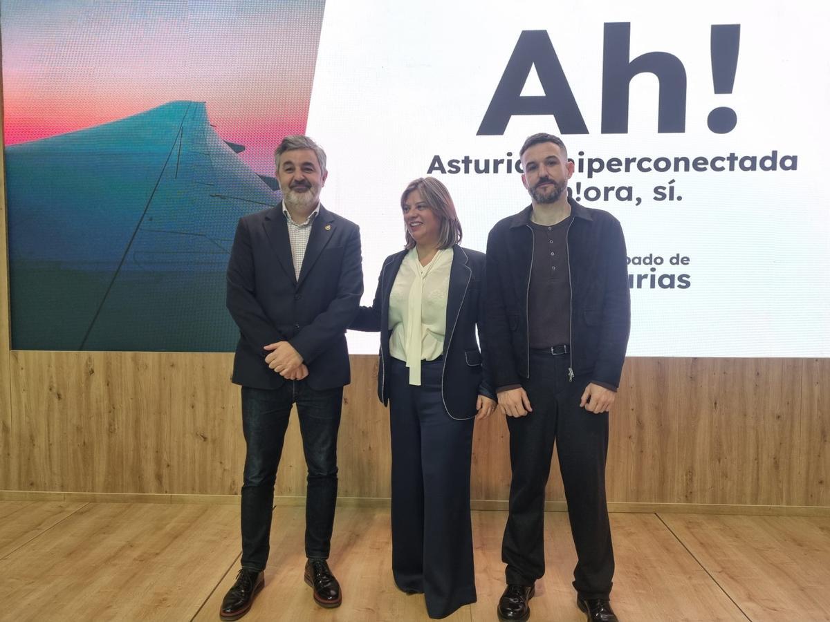 Alejandro Calvo, Gimena Llamedo y Jorge García, este jueves en Fitur