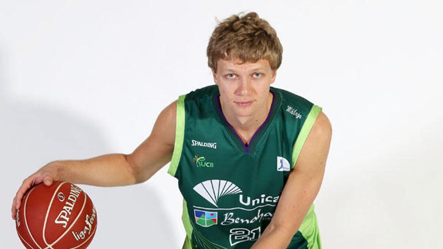 Kuzminskas comienza a asentarse en el Unicaja tras seis meses en Málaga.