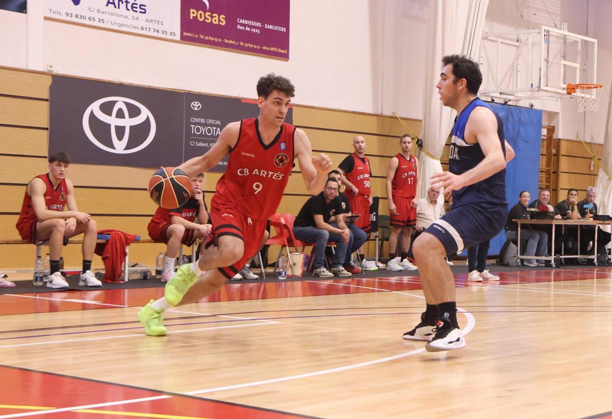 Lluís Soler inicia una penetració per la línia de fons