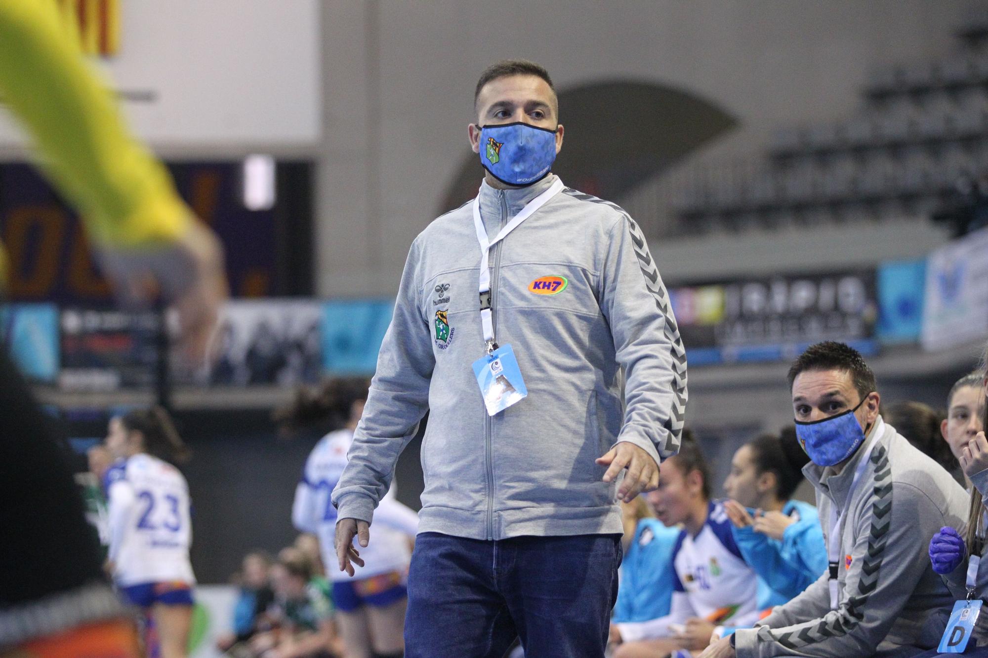 Paseo del Elche de balonmano femenino en Europa