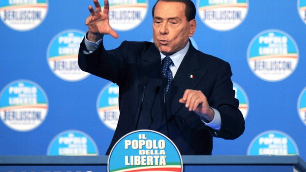 Berlusconi, durante un acto de campaña, en Palermo, el pasado sábado