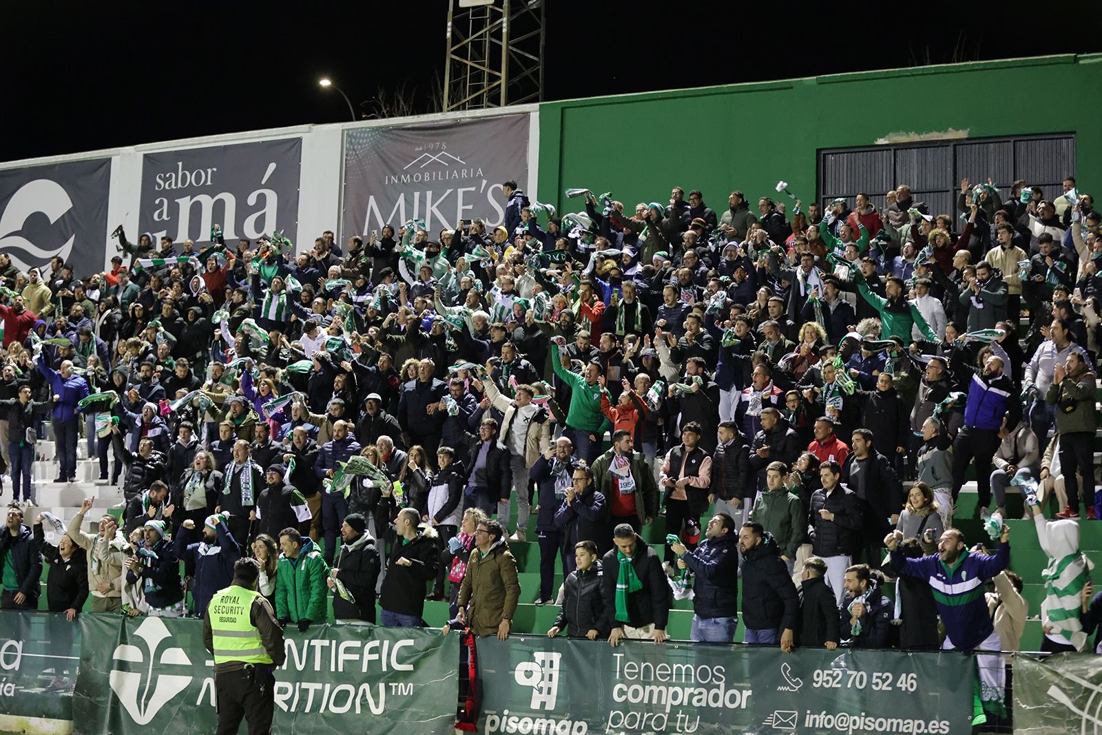 Antequera-Córdoba CF: las imágenes del partido en El Maulí