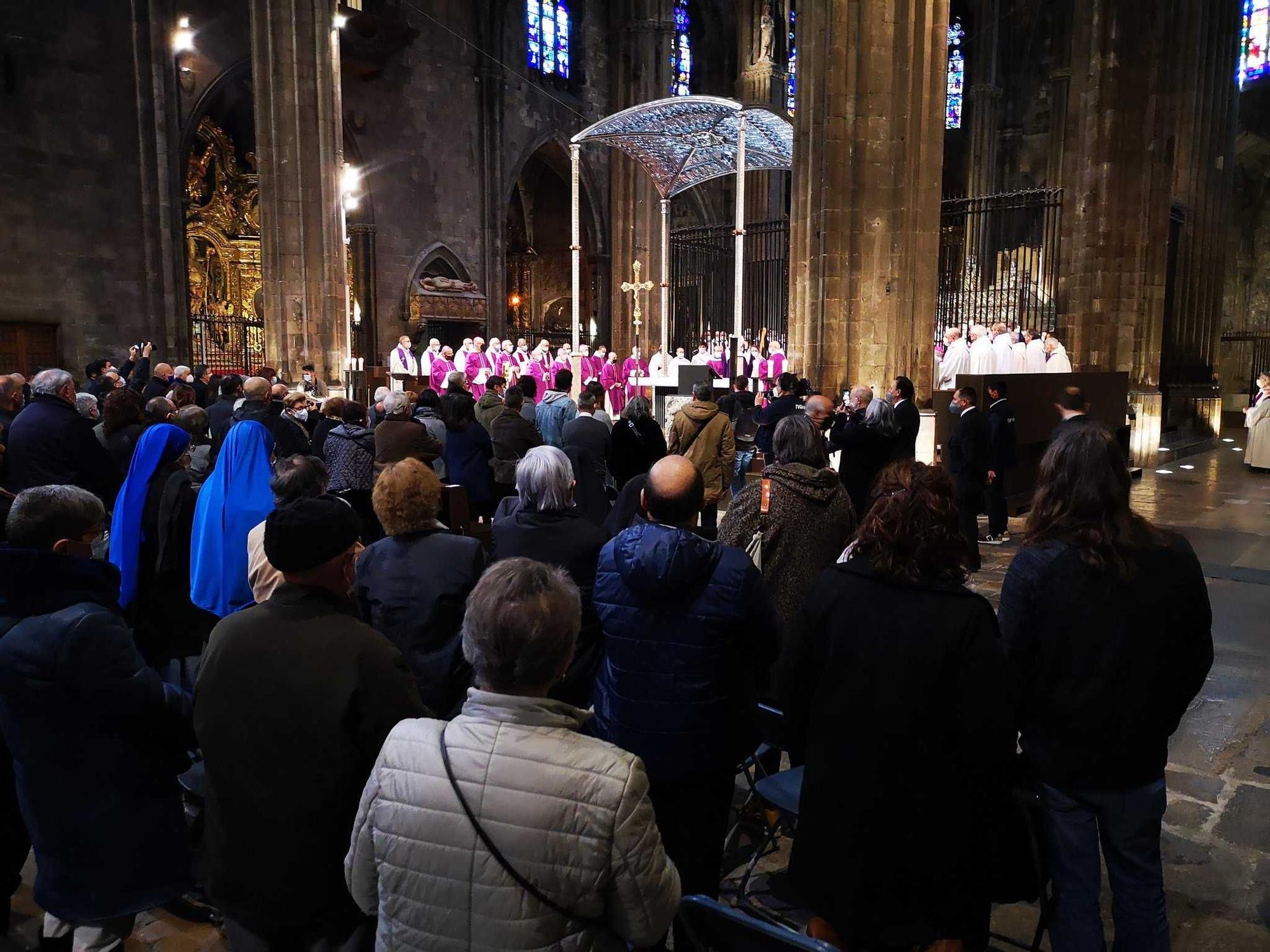 La Catedral de Girona s'omple per acomiadar Francesc Pardo