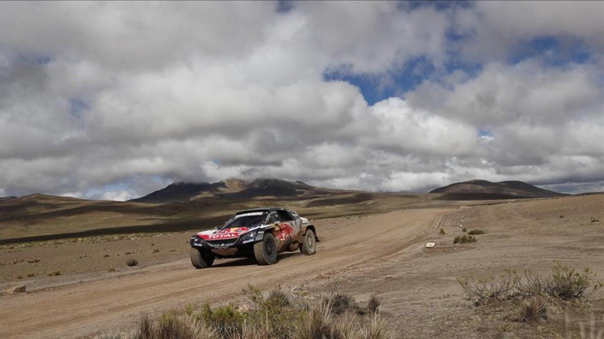 Sainz toma el control en el Rally Dakar