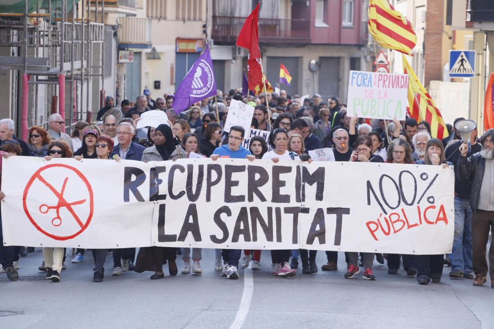 Manifestació a Blanes per demanar que "deixi de privatitzar-se" l''hospital