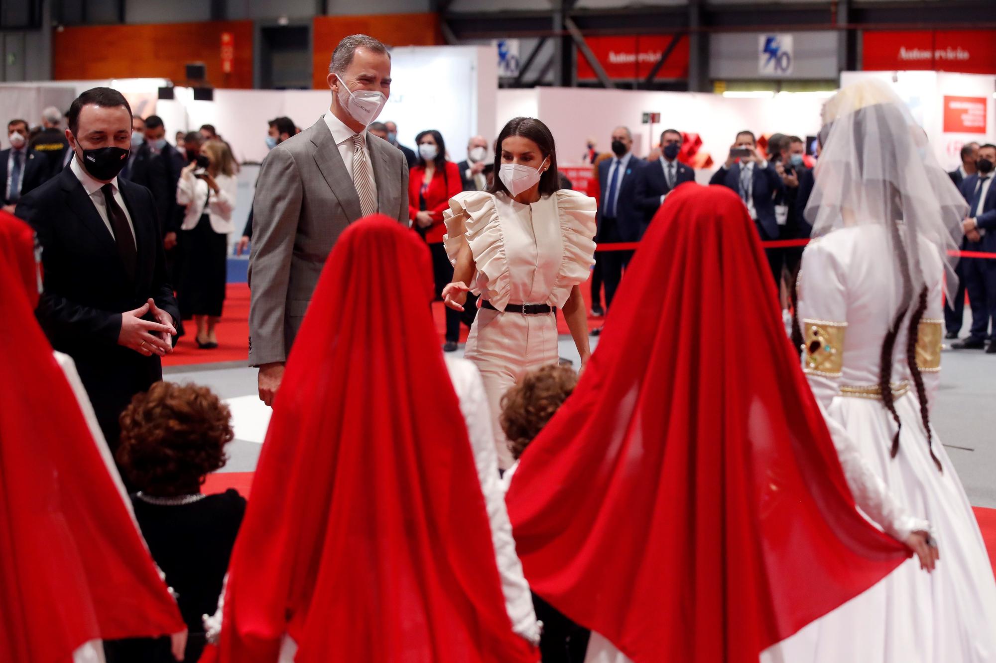 Los Reyes presiden la inauguración de Fitur