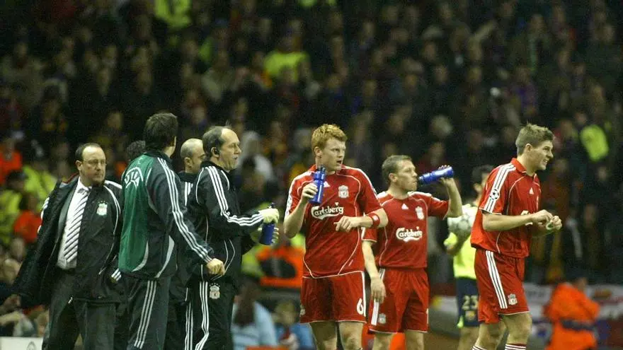 La intrahistoria del palo de golf que contó Arbeloa en rueda de prensa: John Arne Riise y Craig Bellamy en 2007