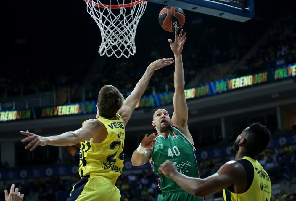 Fenerbahce Dogus vs Unicaja Málaga