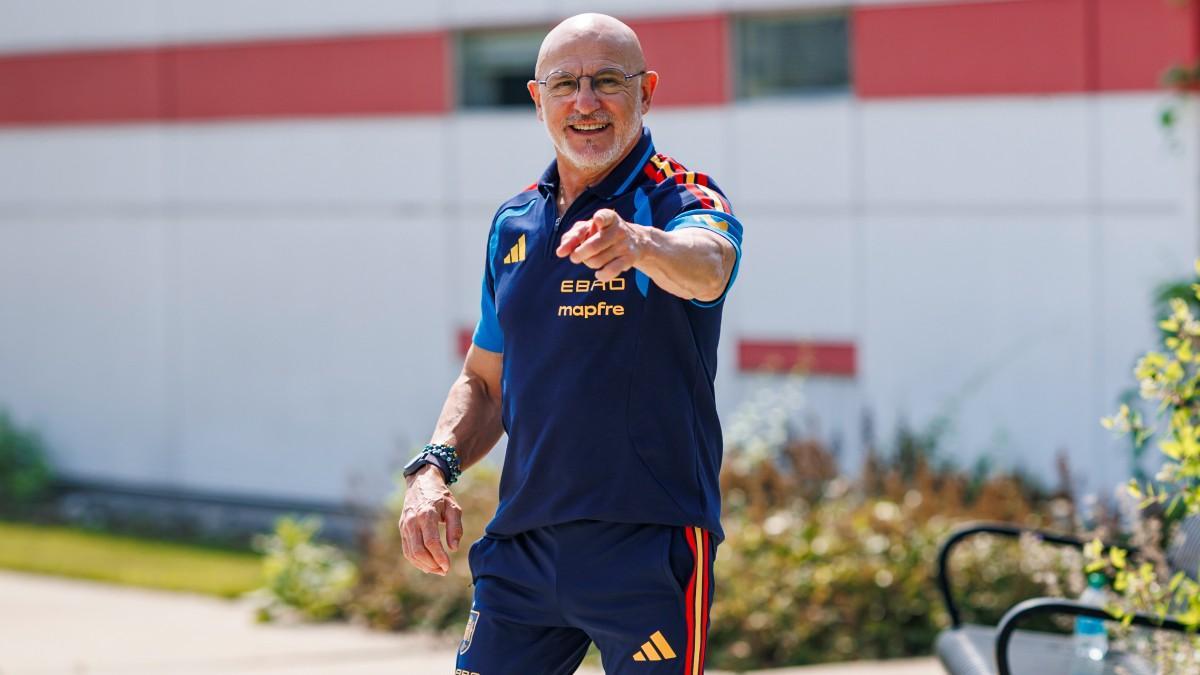 Luis de la Fuente, sonriente antes de la final del Mundial contra Argentina