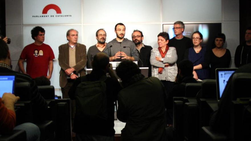 Els diputats de la CUP durant la roda de premsa d&#039;aquest dimarts a la tarda.