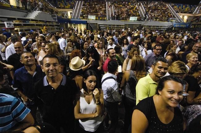 CONCIERTO DE MIGUEL BOSE EN EL PABELLON GRAN ...