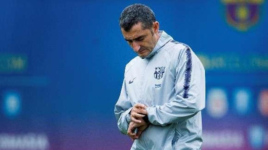 Valverde, durante el entrenamiento de ayer. // Efe