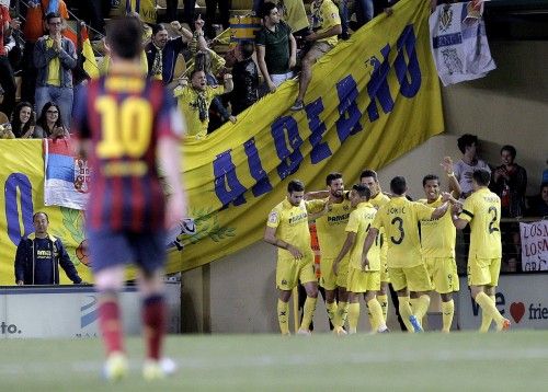 Imágenes del partido entre Villarreal y Barcelona en El Madrigal