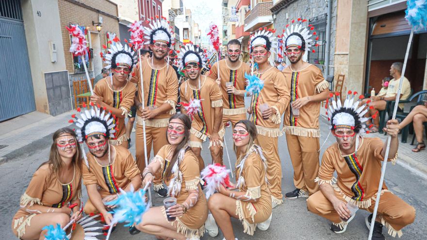 Desfile Multicolor en Bigastro