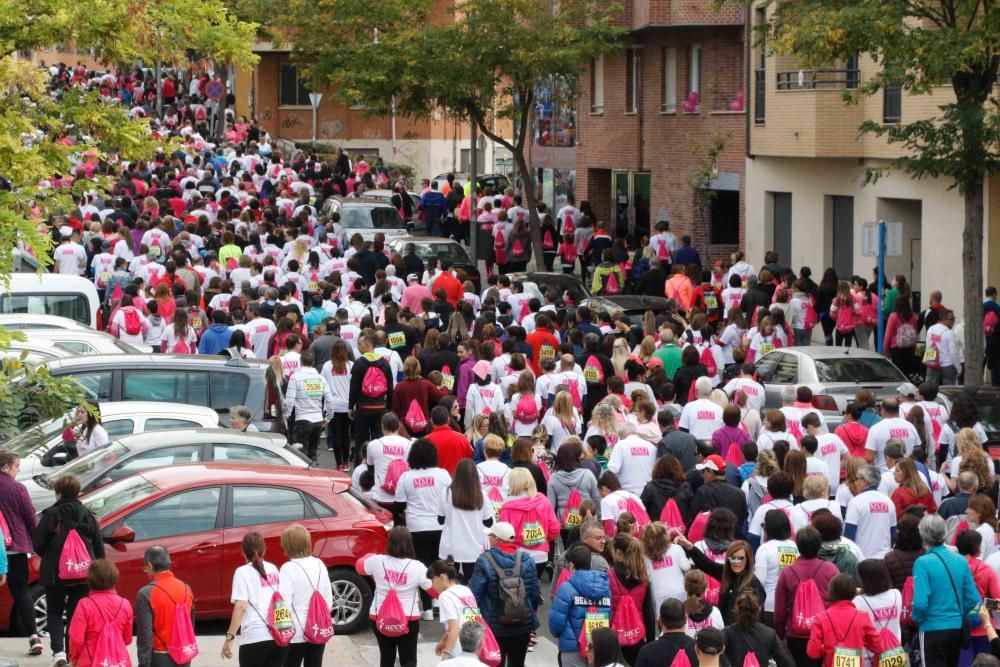 10.000 zamoranos se tiñen de rosa contra el cáncer