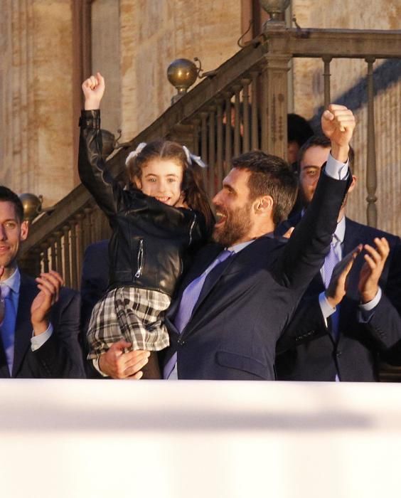 Celebración del triunfo en la Eurocup del Valencia Basket en València