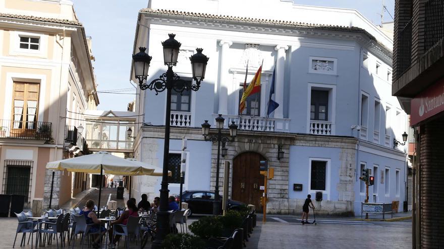 Los alcaldes de la Ribera despiden el mandato con el mayor volumen de facturas por pagar en los cajones