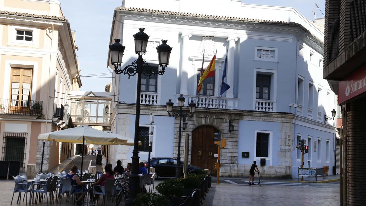 El Ayuntamiento de Carcaixent es el que tenía más pagos pendientes de aplicar al presupuesto.