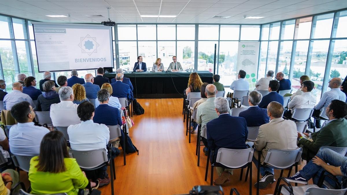 El alcalde de Pozoblanco ha participado en la inauguración de las jornadas.