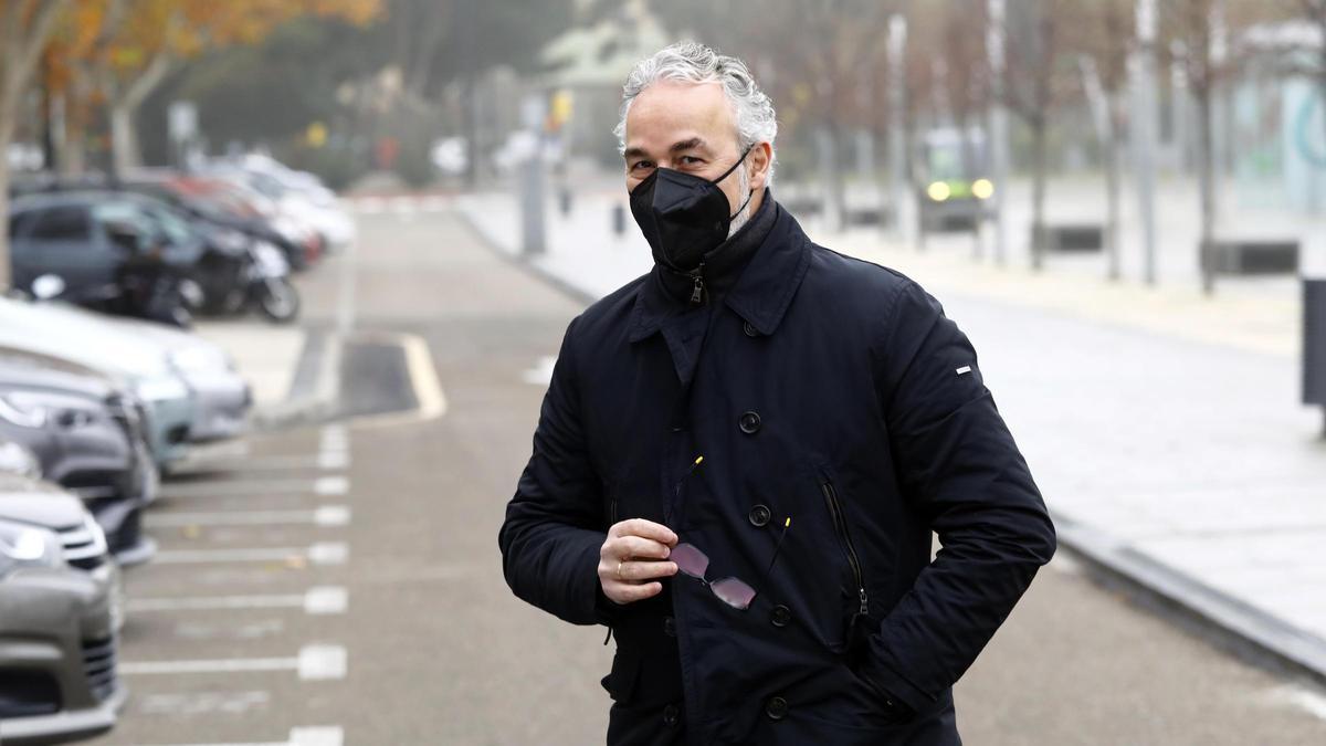 Miguel Torrecilla se dirige a La Romareda en su última rueda de prensa.