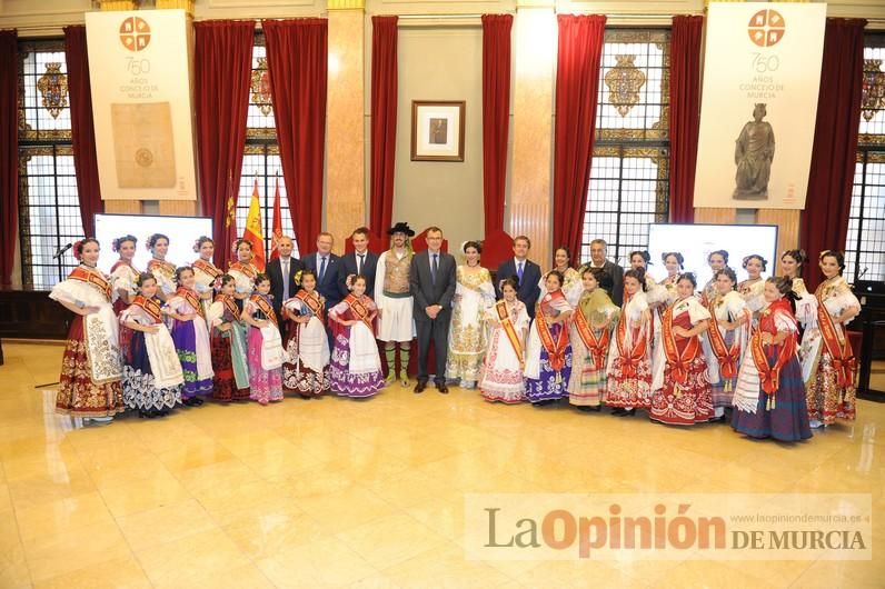 Mejores trajes de huertana y huertano del 'photocall' del Bando de la Huerta de Salzillo Tea and Coffee