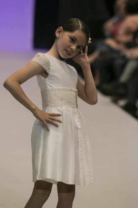 01/04/2017  MODA DISEÑO  desfile infantil y  en el stand de CMC  diseño personalizado de calzado