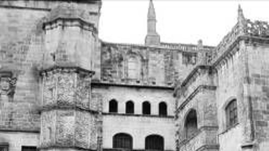 Vivienda decide no hacer la obra de la Catedral de Coria