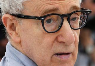 Hollywood repudia a Woody Allen
