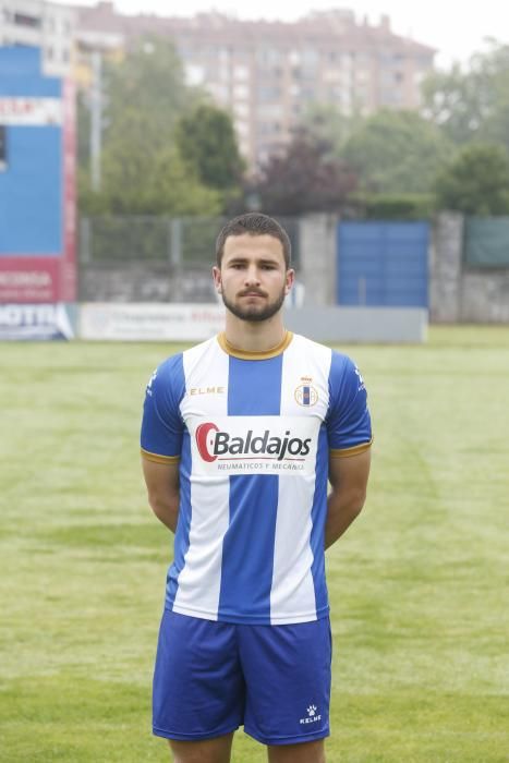 Presentación de la plantilla del Avilés