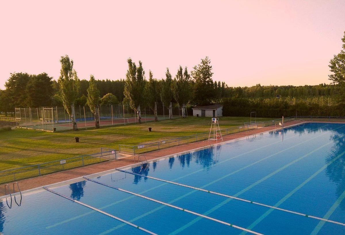 Piscinas municipales de Valencia de Don Juan