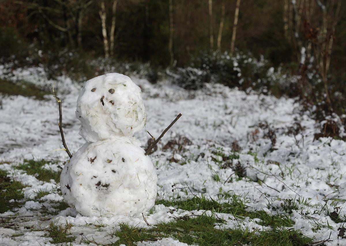 Nieva en las cúspides de Galicia