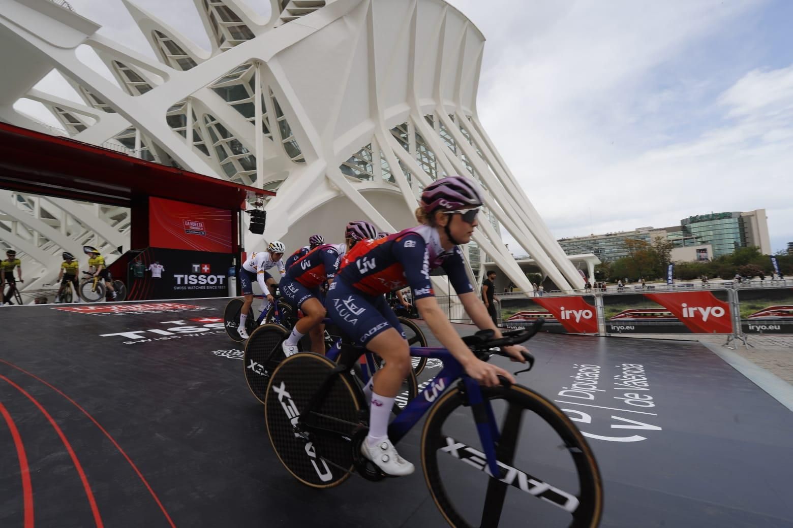 Primera etapa de La Vuelta a España Femenina en València