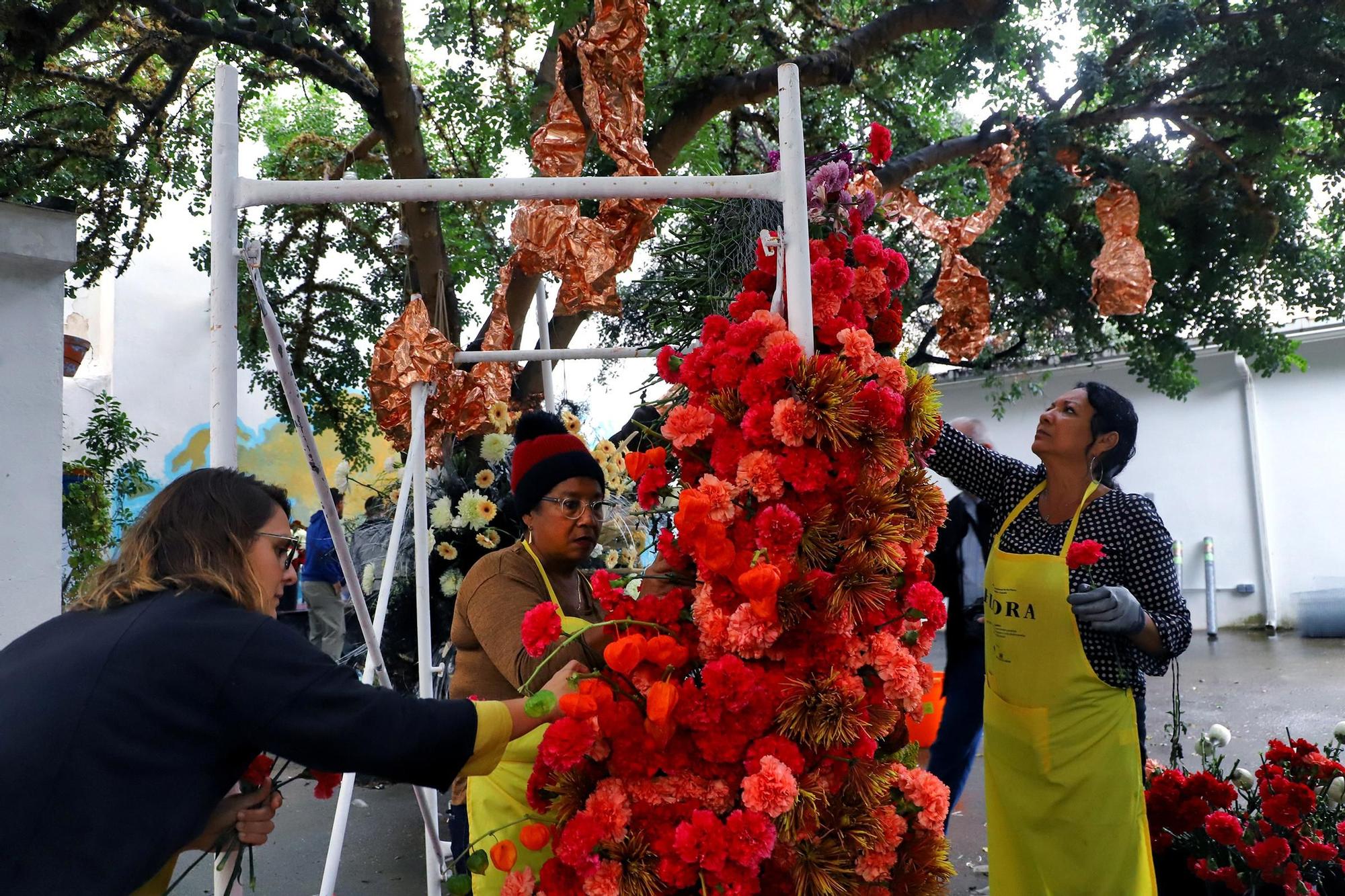 La guerrilla floral, en imágenes