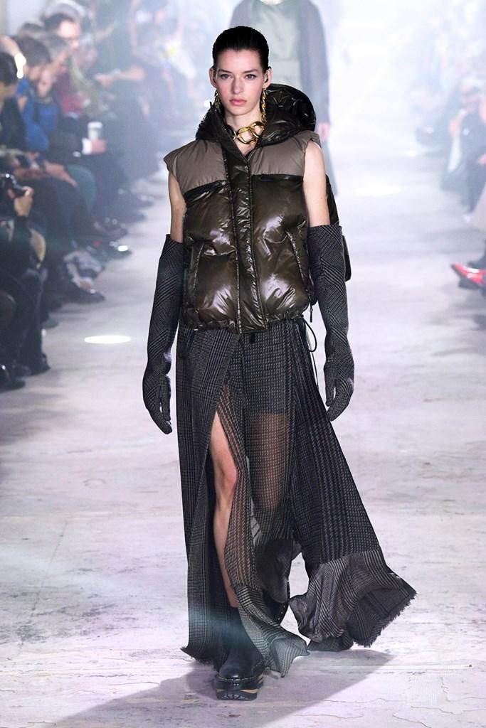 Sacai