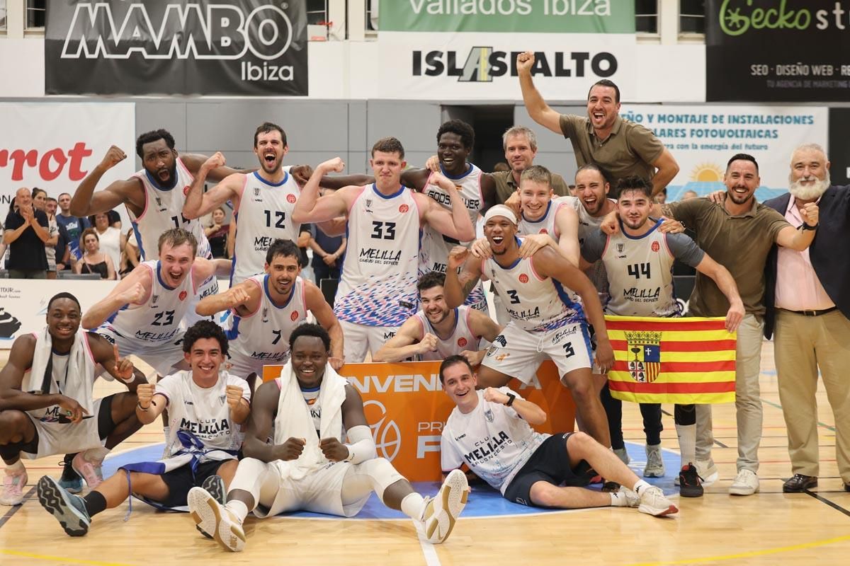 Galería: El Class Bàsquet Sant Antoni se queda a las puertas del milagro