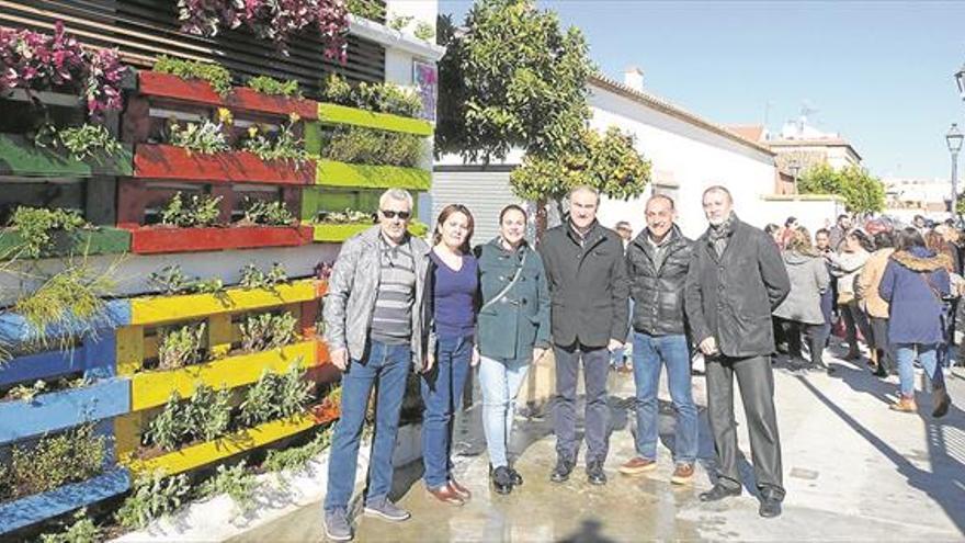 El barrio de la Soledad ya tiene un jardín vertical