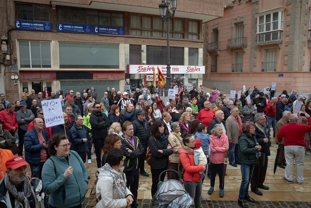 Concentración a favor de la continuyidad de Pedro Sánchez en Cartagena