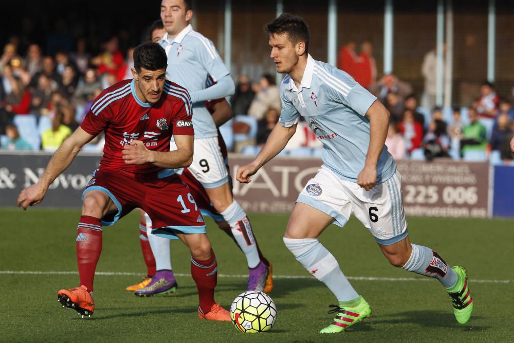 Un golazo del de Moaña le da la victoria al Celta en Balaídos en un igualado partido contra la Real Sociedad. // EFE