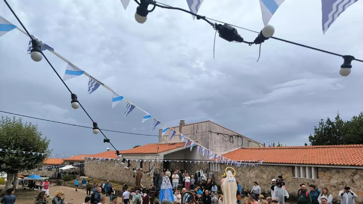 Reivindicación y tradición: Ons celebra sus Festas de San Xaquín tras el amago de prohibir su verbena