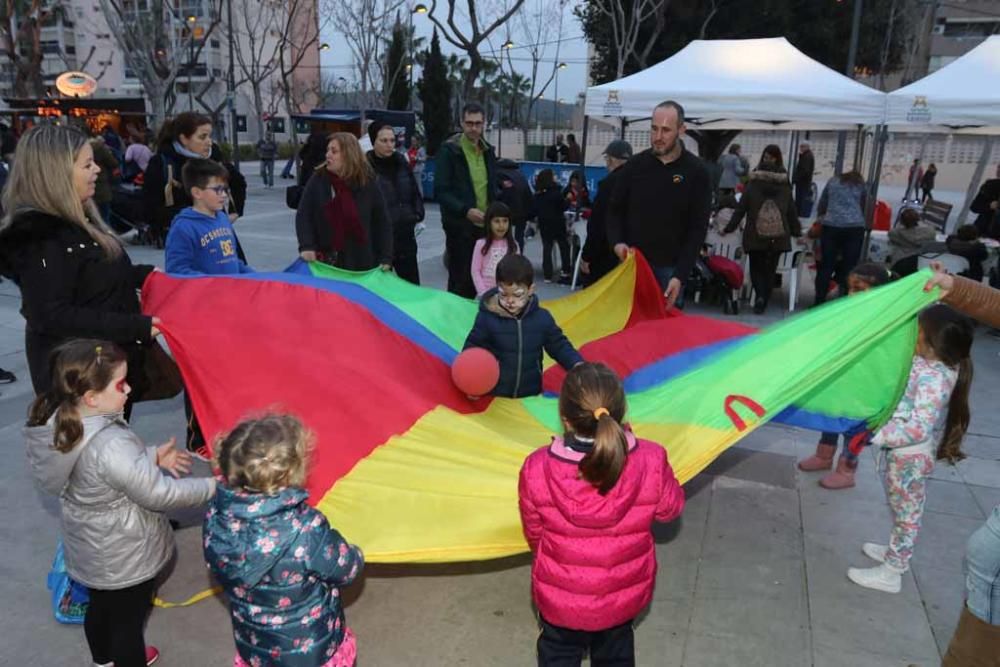 Los ''mariol·los'' dan la bienvenida al carnaval de Vila