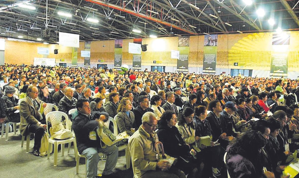 Assemblea general d'accionistes d'una empresa petroliera