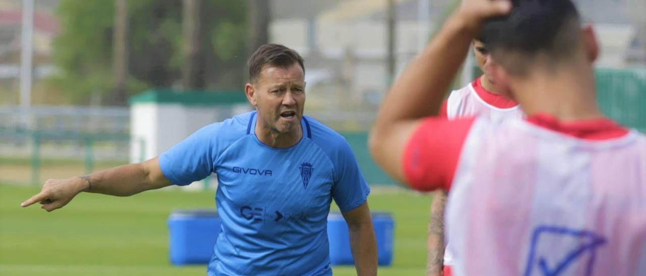 Manuel Mosquera, durante una sesión del equipo de esta semana.