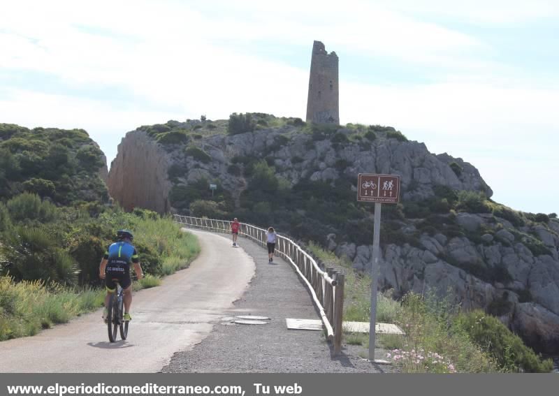 Castellón sale a pasear y practicar deporte