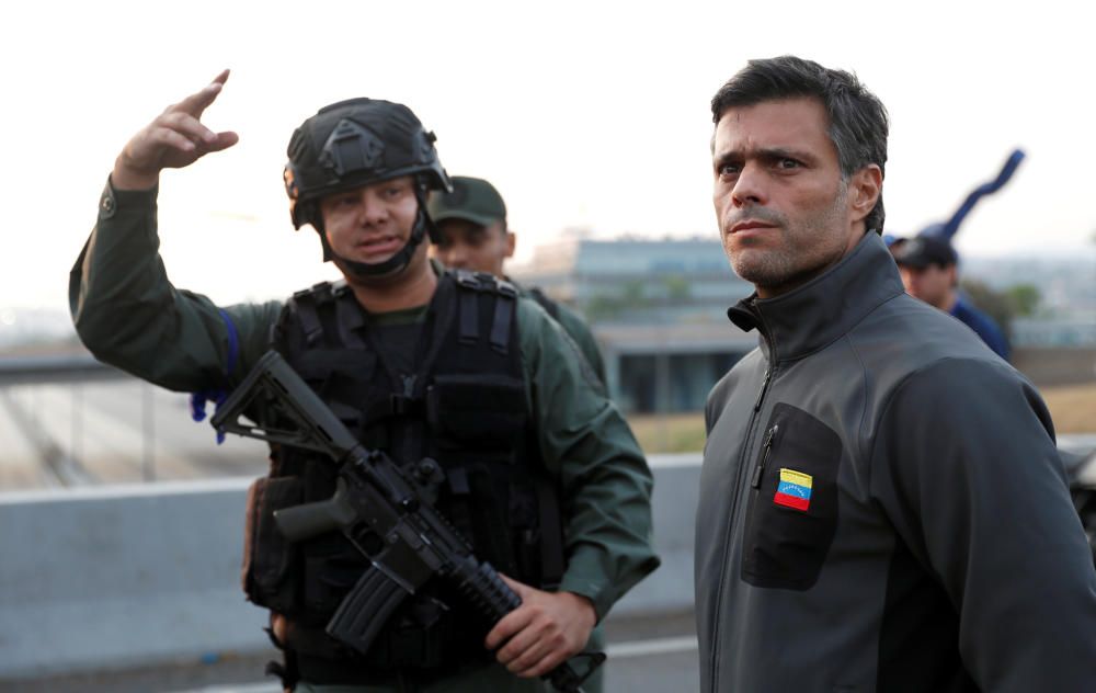 Venezuelan opposition leader Leopoldo Lopez is ...